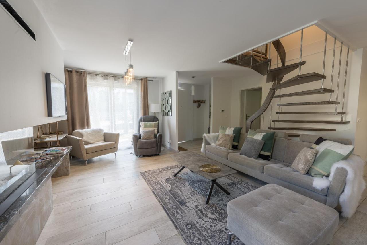 La Maison Du Port, Une Exclusivite Lla Selections By Location Lac Annecy Saint-Jorioz Exterior photo